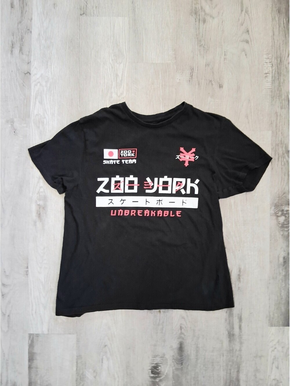 Urban Heritage Men's Lg Black and Red Zoo York Skate Team Skateboard T-Shirt